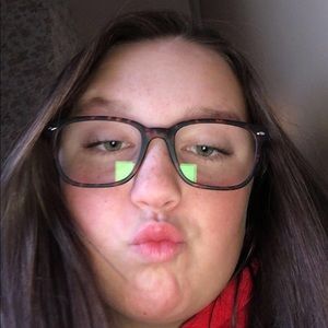 Meet your Posher, Reagan